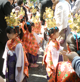 花祭り稚児行列
